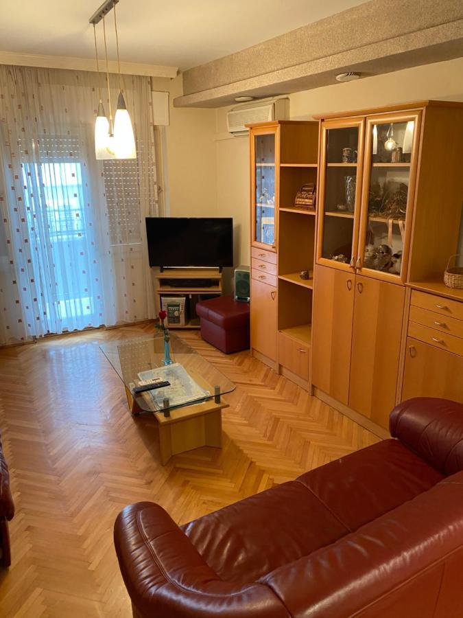 Apartman Luka + Free Parking Apartment Задар Екстериор снимка