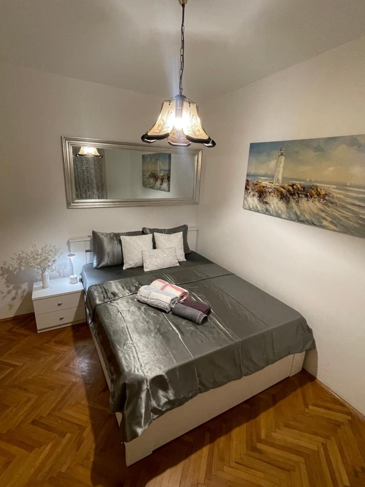 Apartman Luka + Free Parking Apartment Задар Екстериор снимка